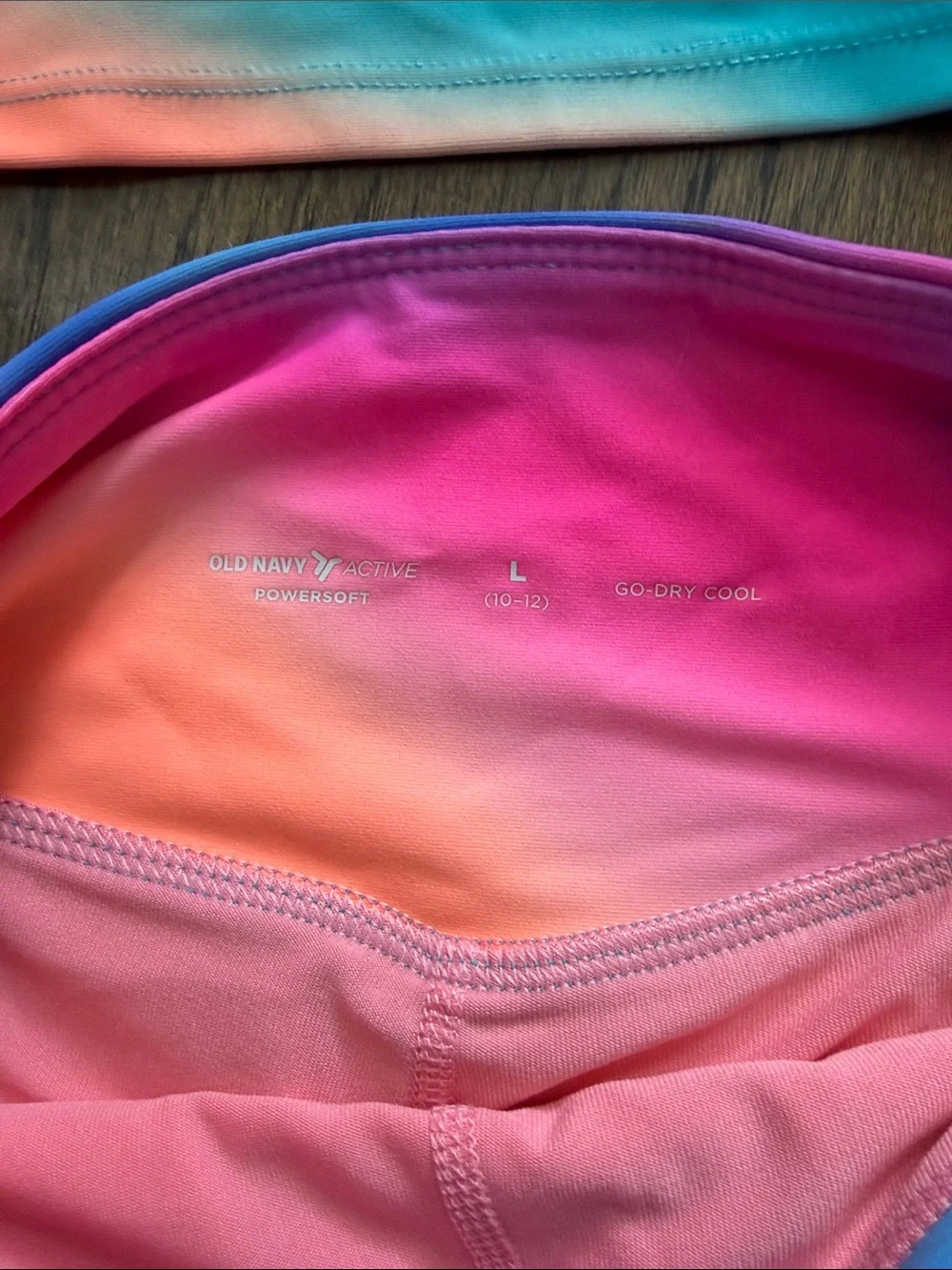 Old Navy Active Powersoft ombré outfit